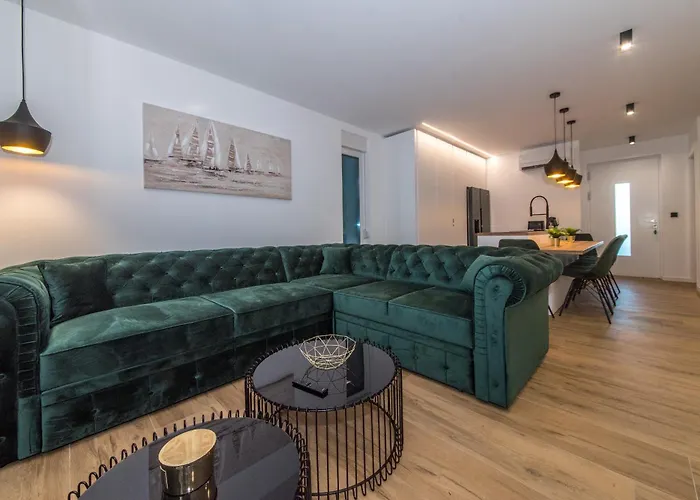 Zitab Luxury Apartment